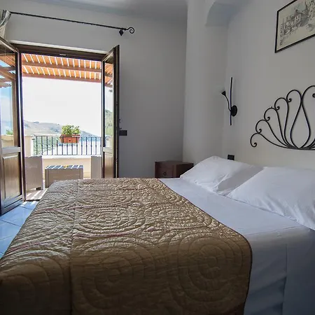 Hotel Corallo Sperlonga (Adults Only) Exterior photo
